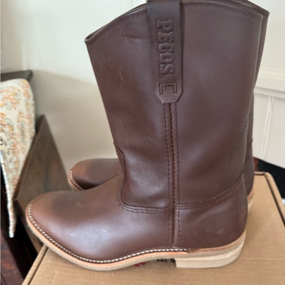 Meet your Posher, Adam - Picture 1 of 1